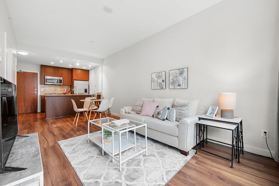 808 8628 Hazelbridge Way Richmond, BC - 6