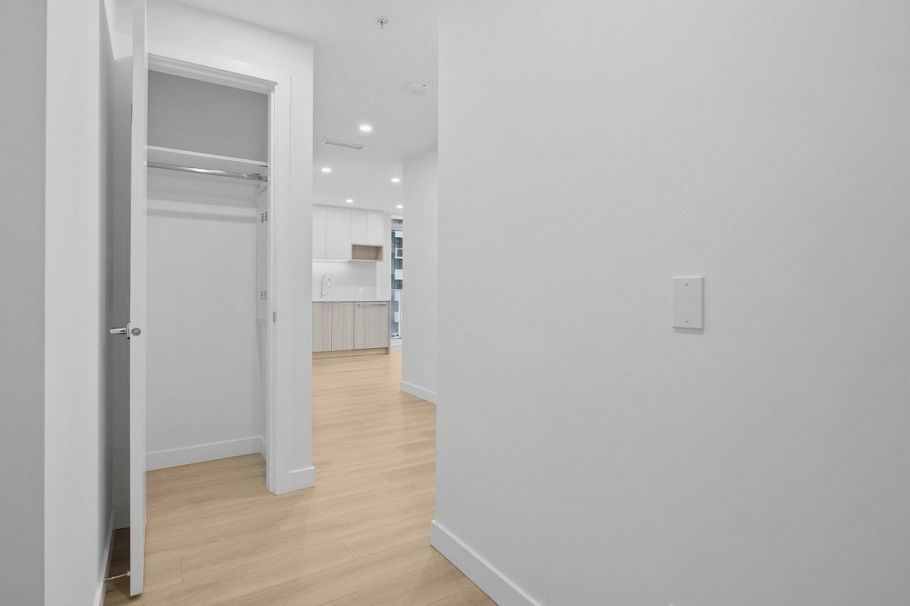 501 6087 Wilson Avenue Burnaby, BC - 26