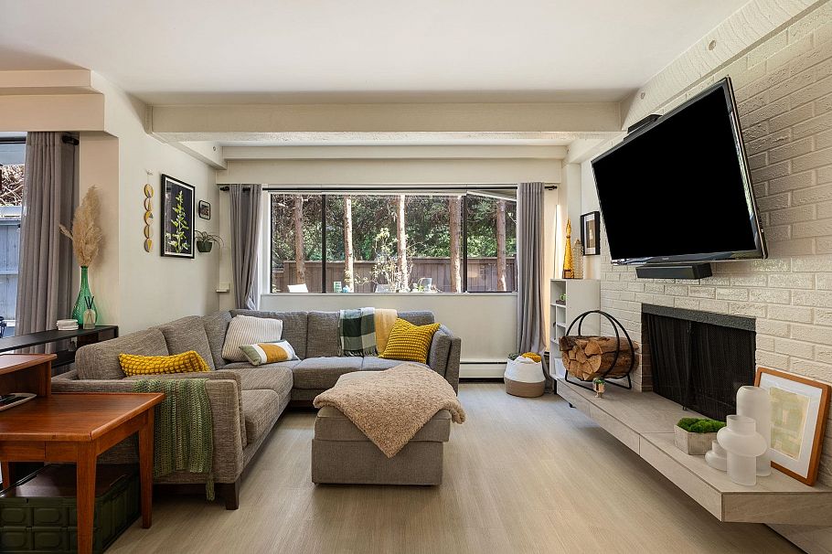 101 1535 Nelson Street Vancouver, BC - 4
