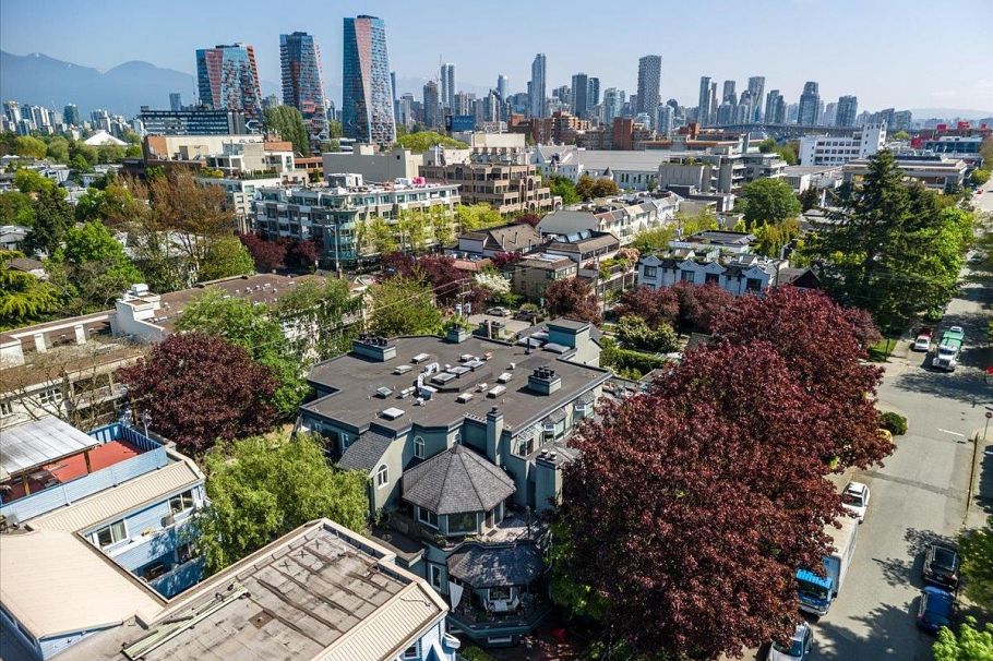 207 1925 W 2nd Avenue Vancouver, BC - 23