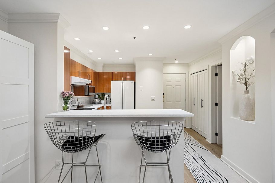 114 155 E 3rd Street North Vancouver, BC - 9
