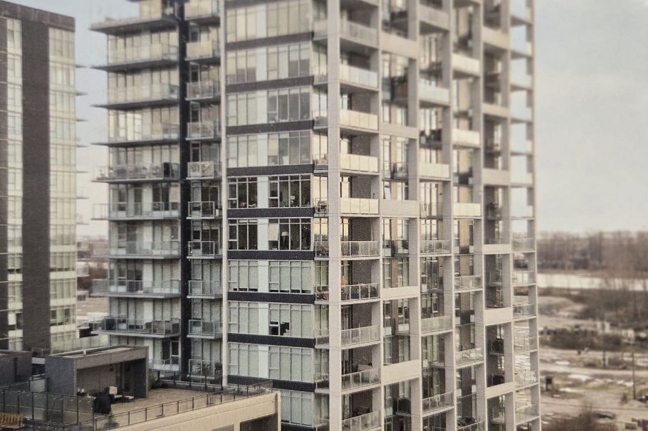 808 3581 E Kent Avenue Vancouver, BC - 1