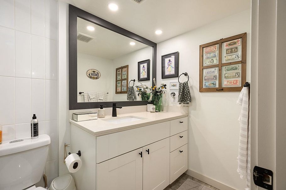 101 1535 Nelson Street Vancouver, BC - 21