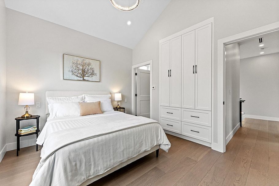 1 8578 Cartier Street Vancouver, BC - 24