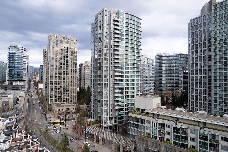 308 1008 Cambie Street Vancouver, BC - 23