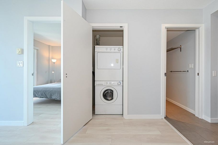2205 833 Homer Street Vancouver, BC - 12