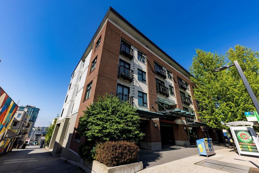 514 111 E 3rd Street North Vancouver, BC - 2
