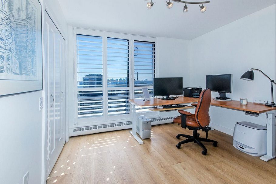 902 124 W 1st Street North Vancouver, BC - 16