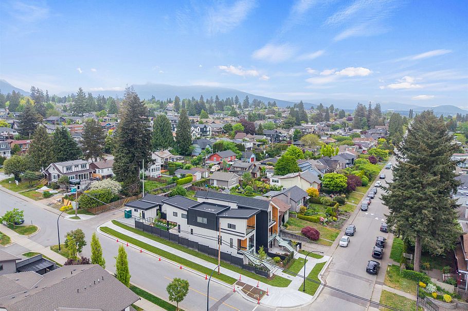502 E 5th Street North Vancouver, BC - 39
