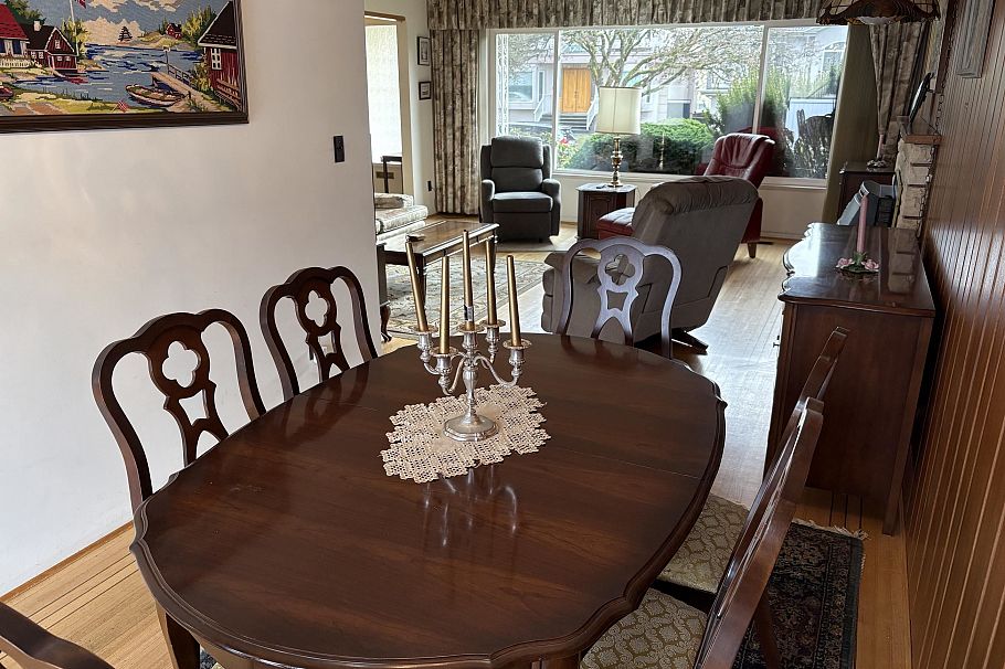 2717 Waverley Avenue Vancouver, BC - 8