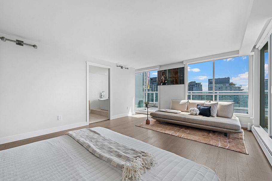 2403 1500 Howe Street Vancouver, BC - 37