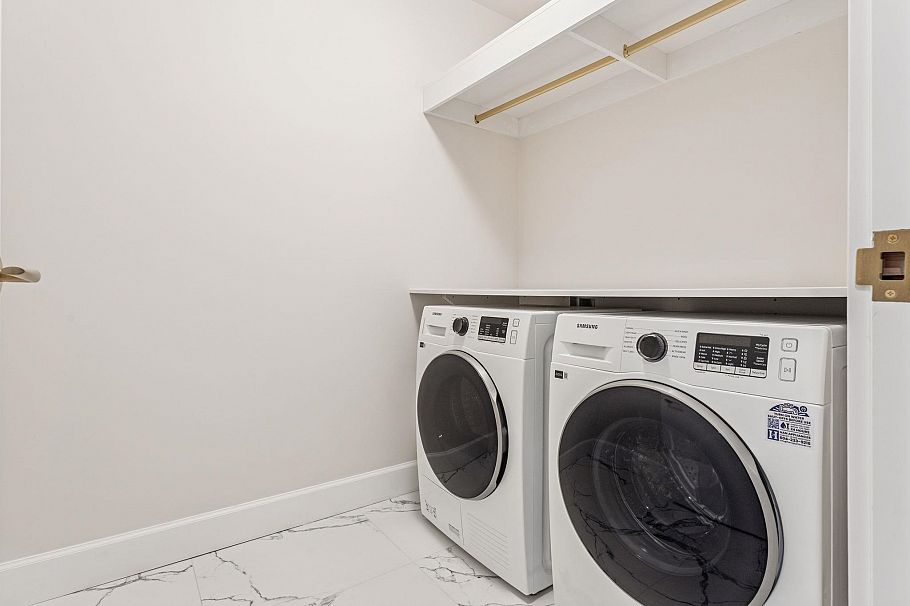304 3668 W 10th Avenue Vancouver, BC - 31