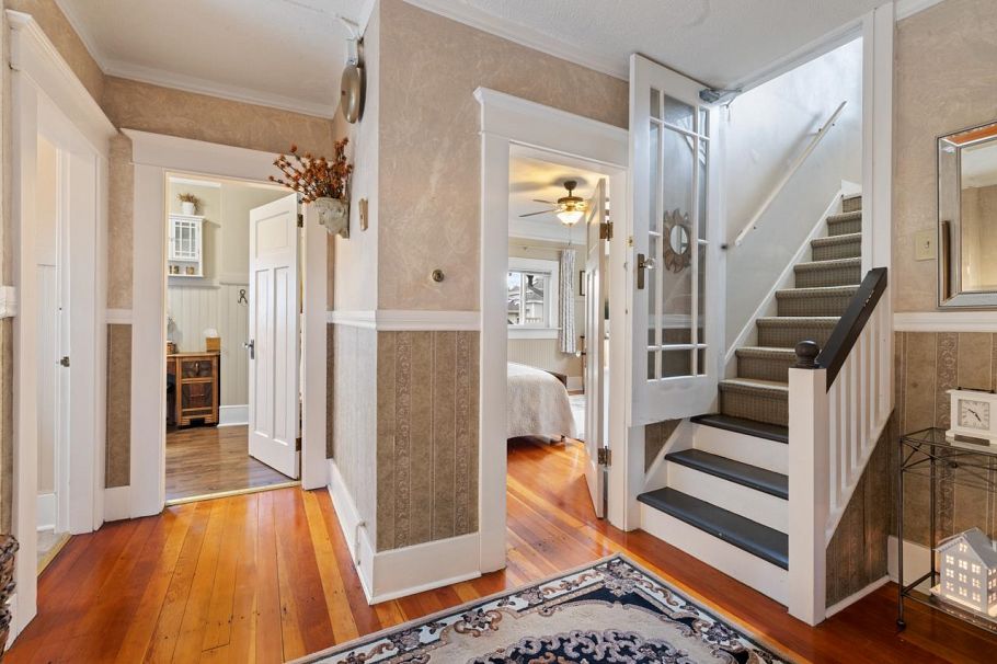 1820 W 11th Avenue Vancouver, BC - 27