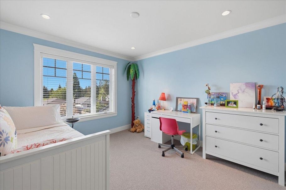 1152 Wellington Drive North Vancouver, BC - 31