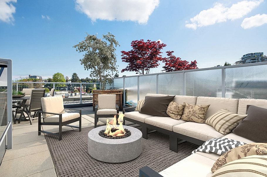 613 417 Great Northern Way Vancouver, BC - 1