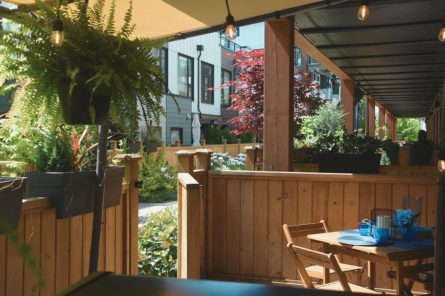 146 545 E 2nd Street North Vancouver, BC - 2
