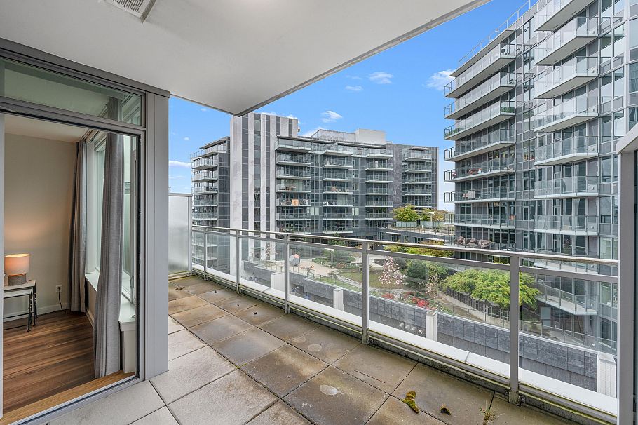 808 8628 Hazelbridge Way Richmond, BC - 22