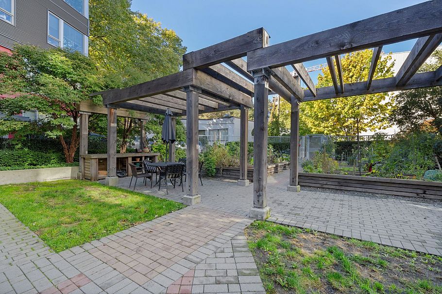613 417 Great Northern Way Vancouver, BC - 36