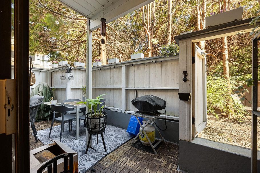 101 1535 Nelson Street Vancouver, BC - 12