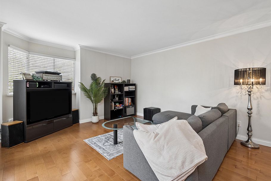 303 1508 Mariner Walk Vancouver, BC - 7