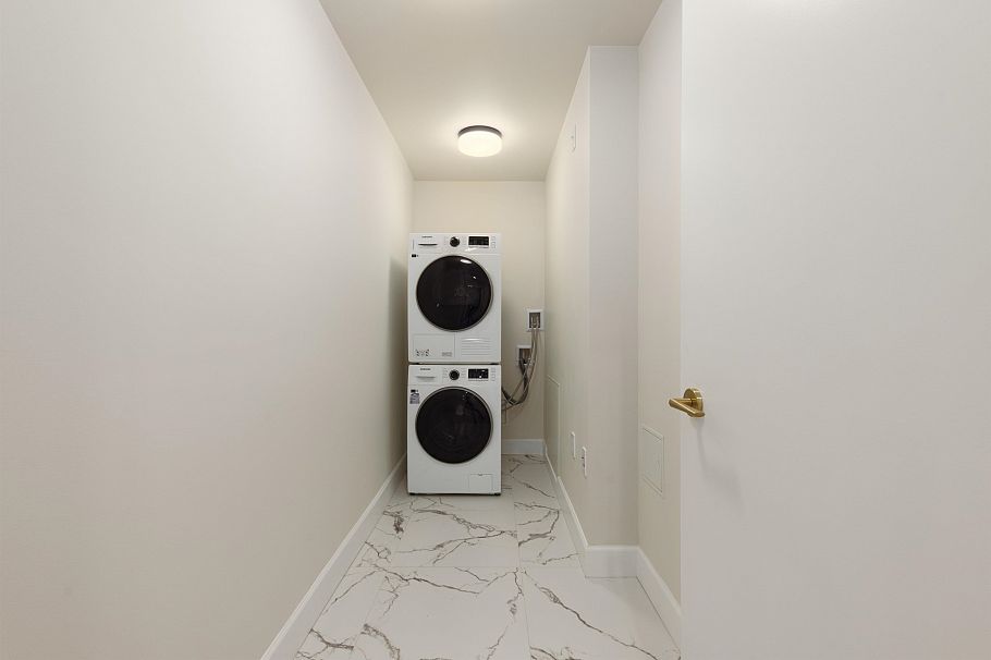 205 3668 W 10th Avenue Vancouver, BC - 28