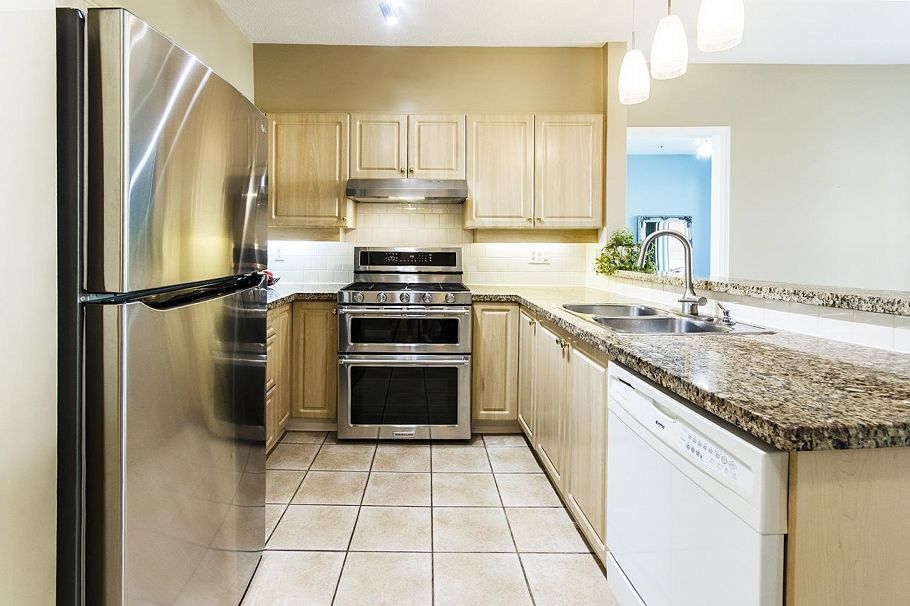 416 3629 DEERCREST DRIVE, North Vancouver BC V7G 2S9 North Vancouver, BC - 6