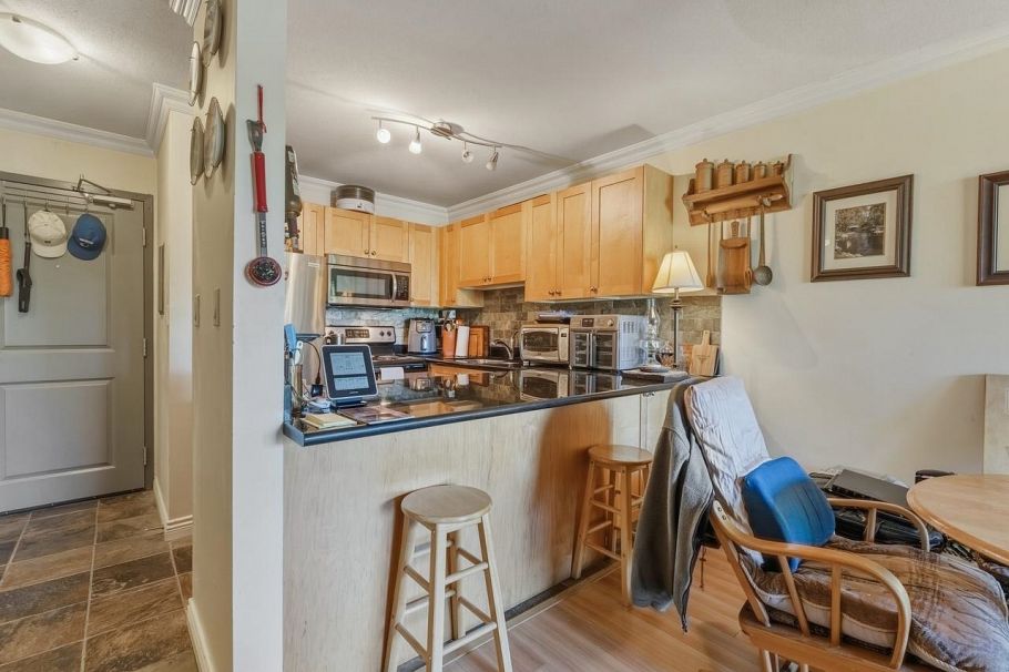 409 1550 Barclay Street Vancouver, BC - 5