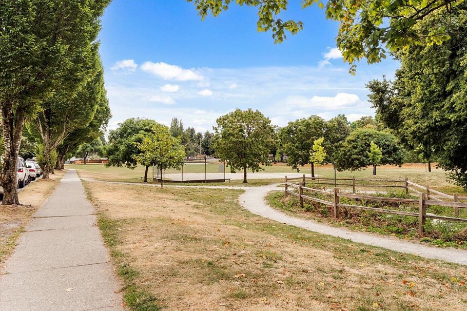 5263 Wales Street Vancouver, BC - 26