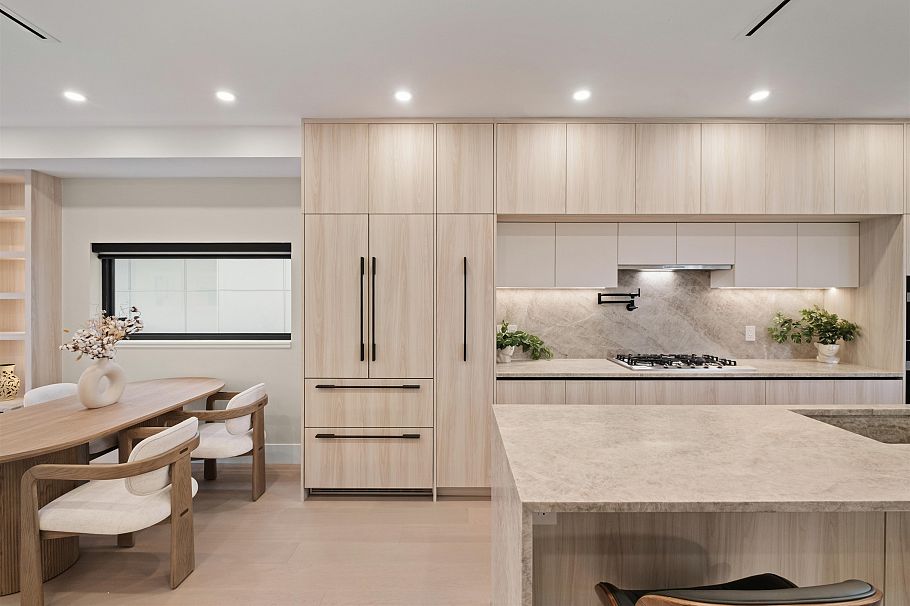 502 E 5th Street North Vancouver, BC - 5