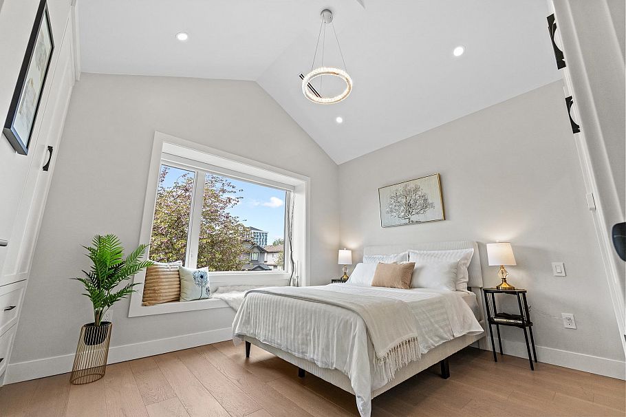 1 8578 Cartier Street Vancouver, BC - 25