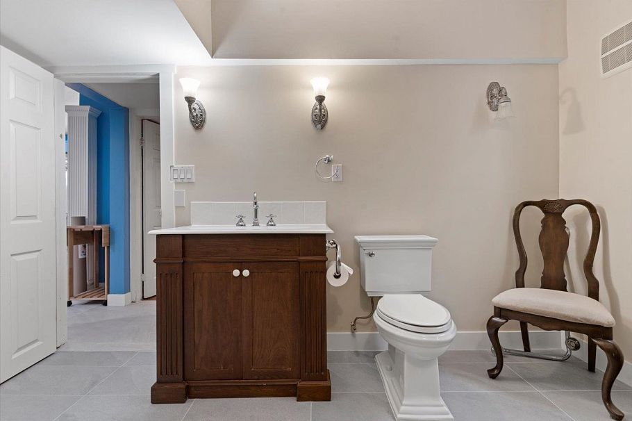 5263 Wales Street Vancouver, BC - 6