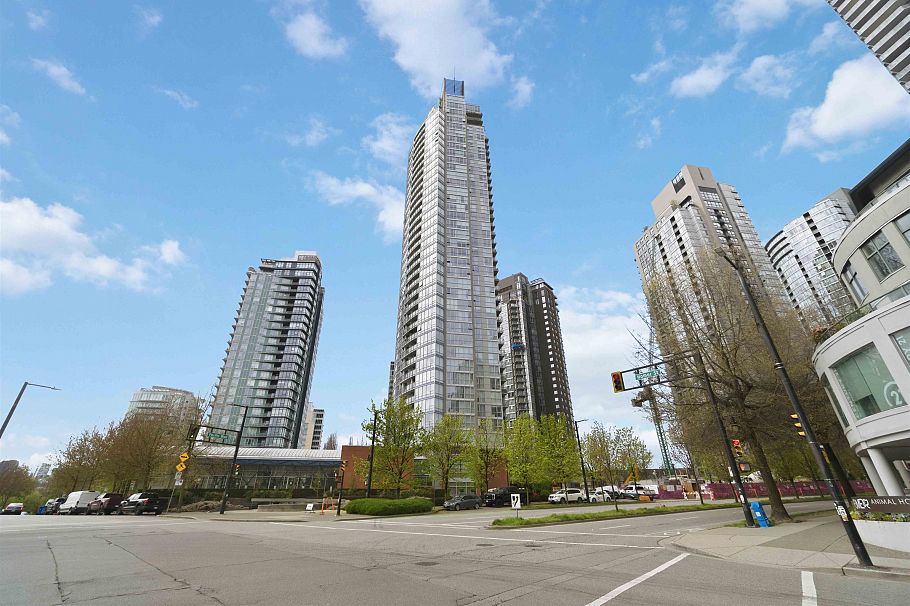 908 1408 Strathmore Mews Vancouver, BC - 3