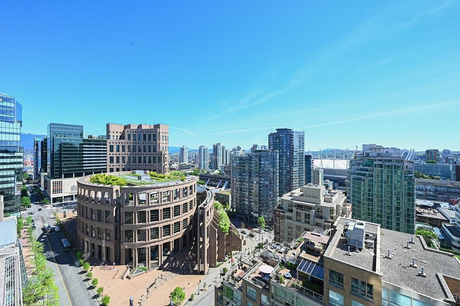 2205 833 Homer Street Vancouver, BC - 18