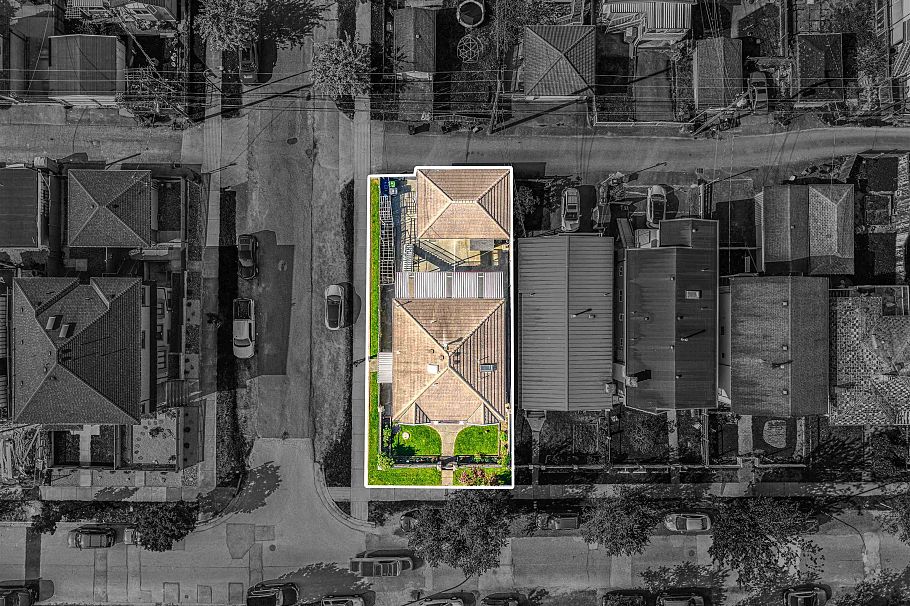 3403 E 26th Avenue Vancouver, BC - 4