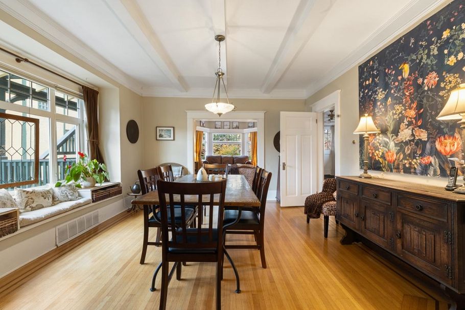 1820 W 11th Avenue Vancouver, BC - 10