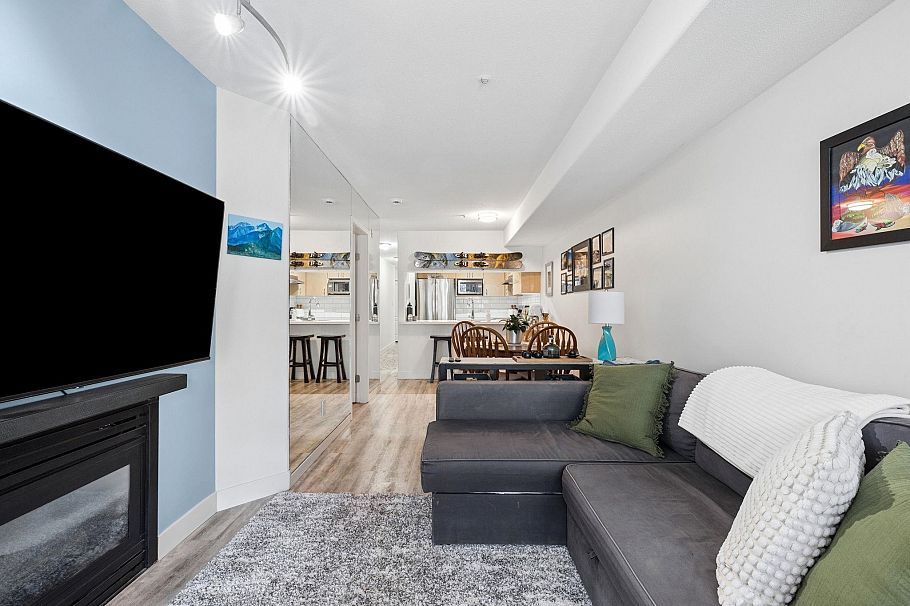 208 988 W 21st Avenue Vancouver, BC - 11