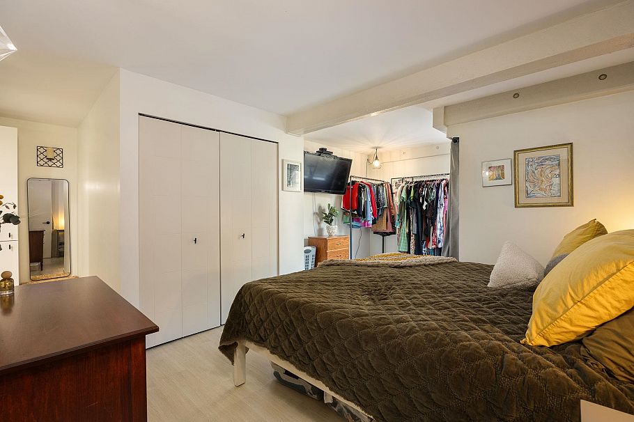 101 1535 Nelson Street Vancouver, BC - 16