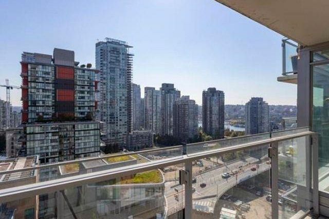 1805 1351 Continental Street Vancouver, BC - 4