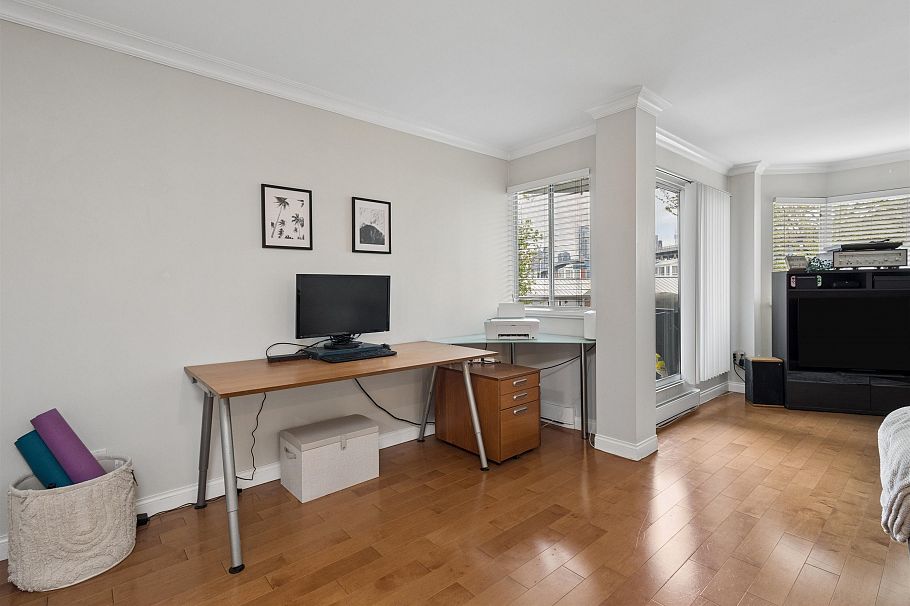 303 1508 Mariner Walk Vancouver, BC - 6