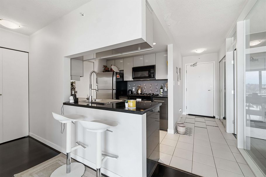 908 1408 Strathmore Mews Vancouver, BC - 26