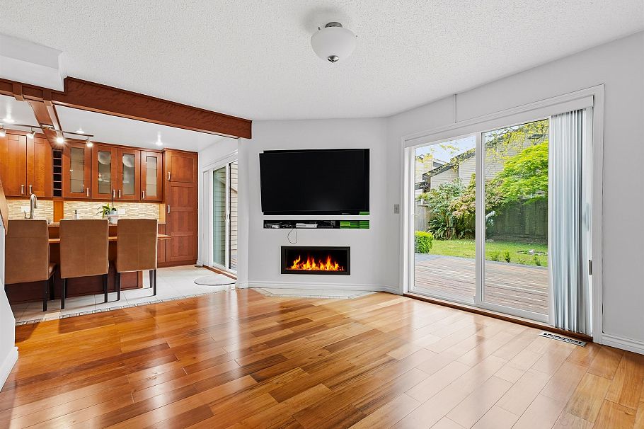 3542 Hurst Place Vancouver, BC - 4