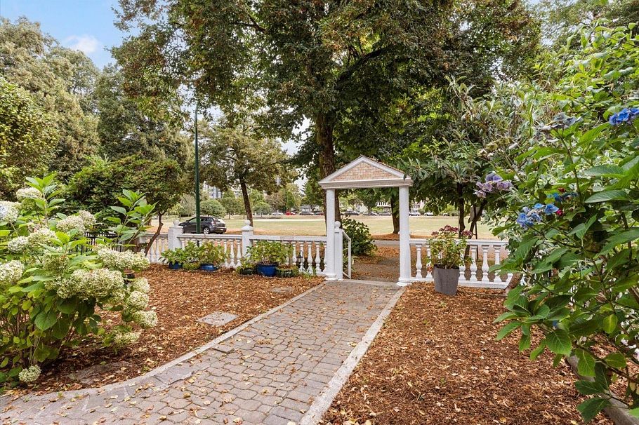 5263 Wales Street Vancouver, BC - 4