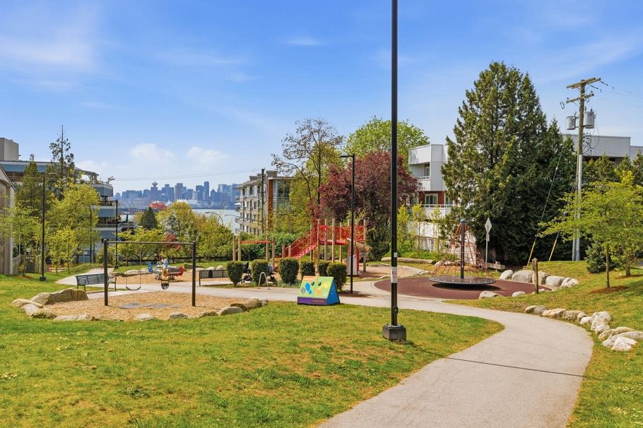 112 211 W 3rd Street North Vancouver, BC - 15