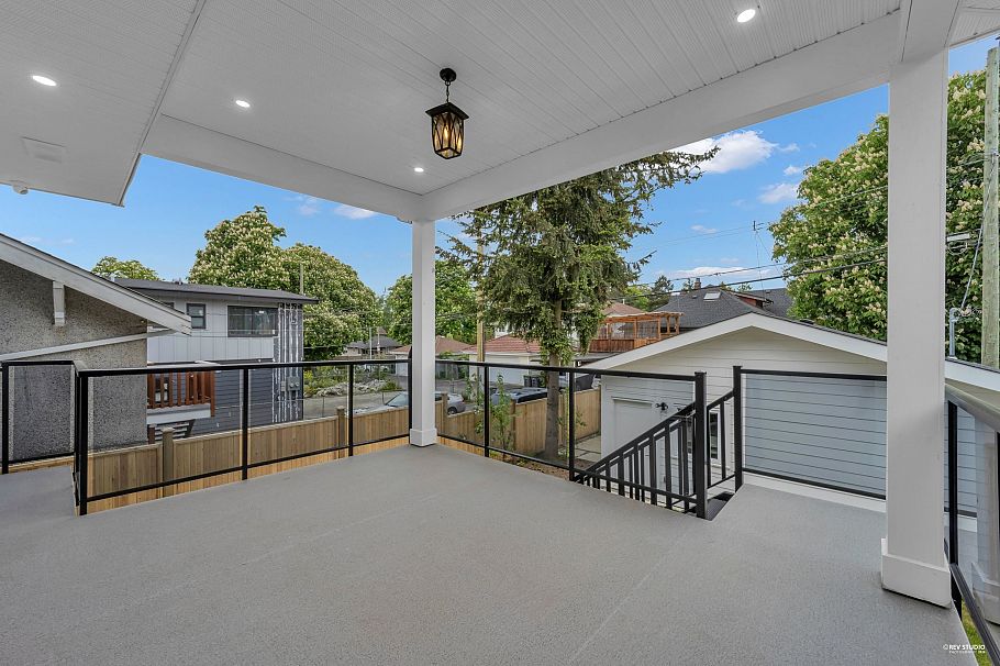 2617 Mcgill Street Vancouver, BC - 1