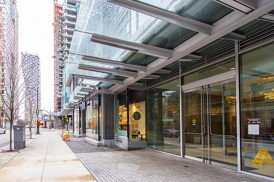 1906 1283 Howe Street Vancouver, BC - 29
