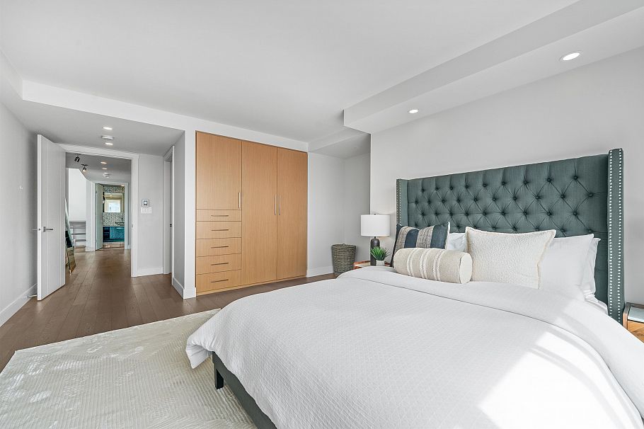 2403 1500 Howe Street Vancouver, BC - 28