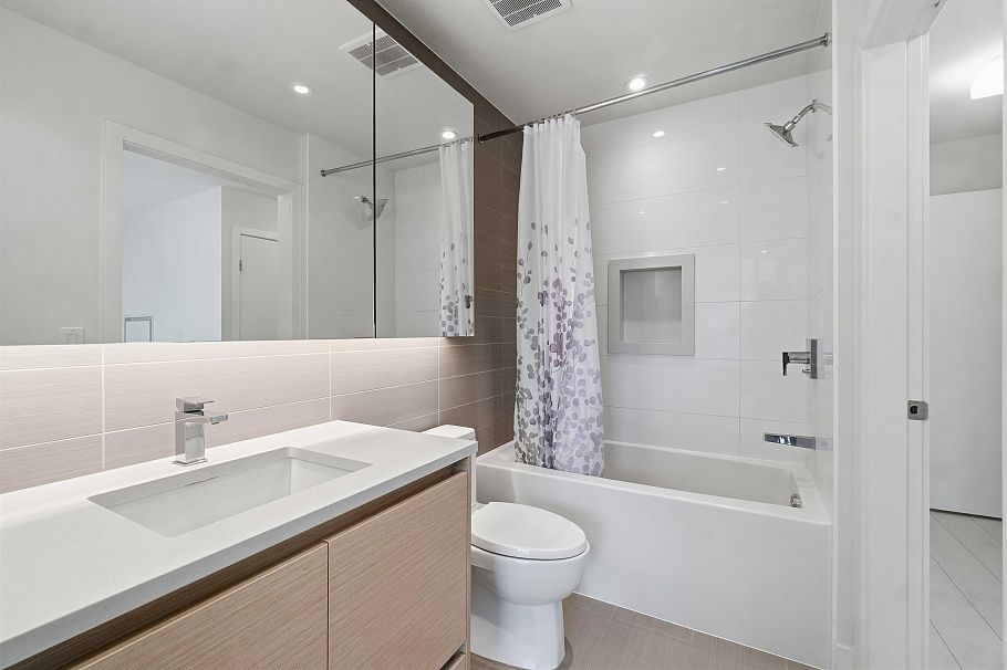 404 3538 Sawmill Crescent Vancouver, BC - 7