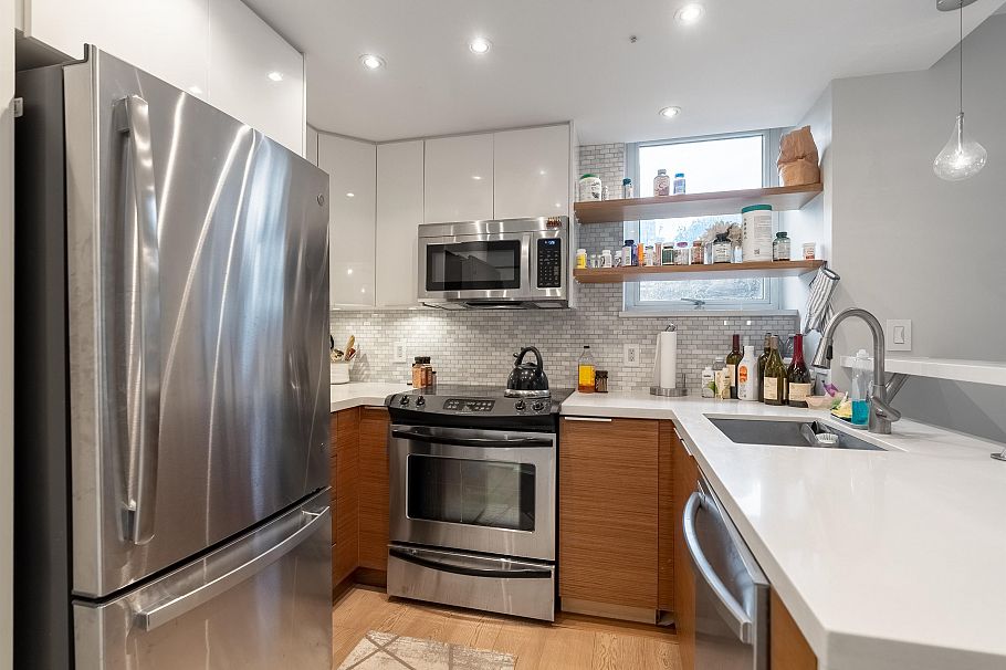 308 1008 Cambie Street Vancouver, BC - 6