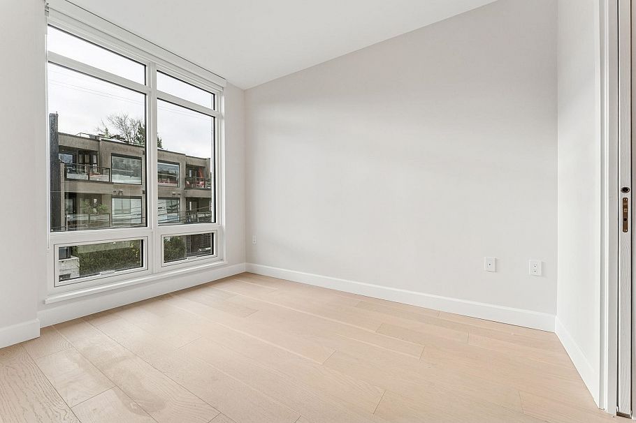 304 3668 W 10th Avenue Vancouver, BC - 18