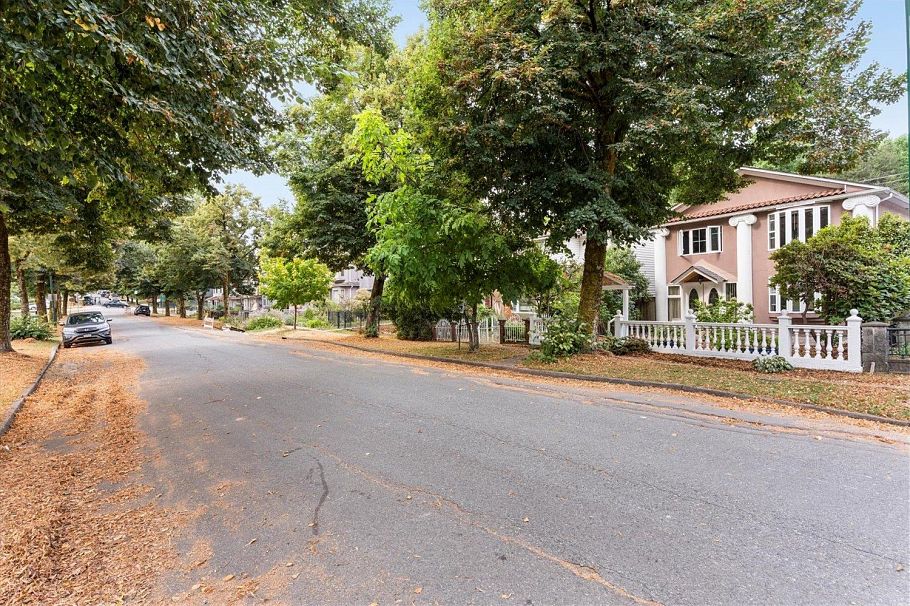 5263 Wales Street Vancouver, BC - 3